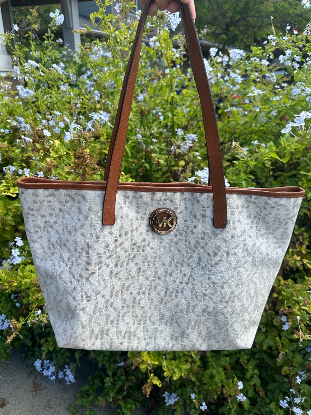 Michael Kors Jet Set Signature Vanilla Tote Bag Brown Leather